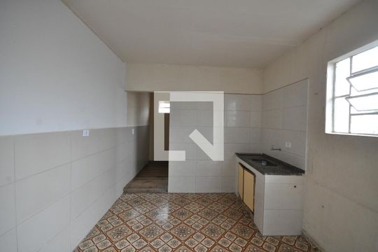 Cozinha de casa para alugar com 3 quartos, 230m² em Vila Medeiros, São Paulo