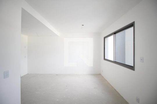 Studio de kitnet/studio à venda com 0 quarto, 30m² em Jardim do Salso, Porto Alegre