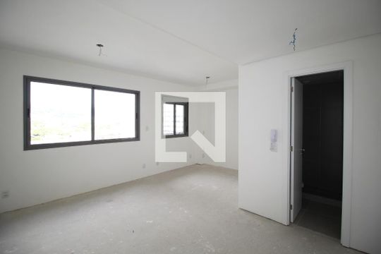 Studio de kitnet/studio à venda com 0 quarto, 30m² em Jardim do Salso, Porto Alegre