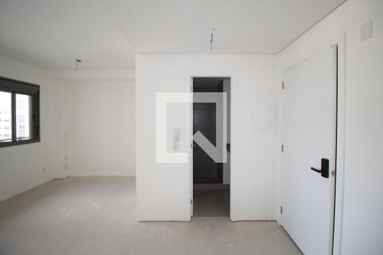 Studio de kitnet/studio à venda com 0 quarto, 30m² em Jardim do Salso, Porto Alegre