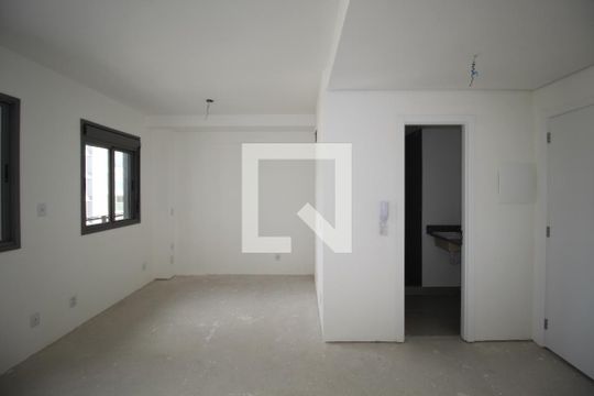 Studio de kitnet/studio à venda com 0 quarto, 30m² em Jardim do Salso, Porto Alegre