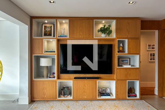 Apartamento à venda com 4 quartos, 253m² em Pinheiros, São Paulo