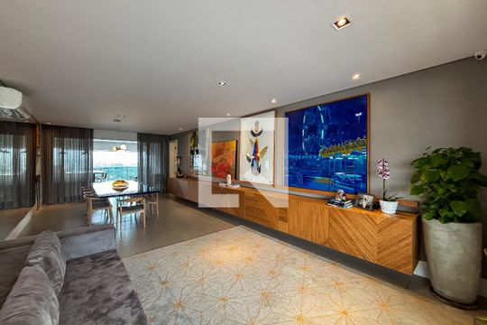 Apartamento à venda com 4 quartos, 253m² em Pinheiros, São Paulo