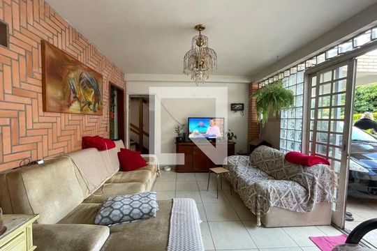 Casa à venda com 5 quartos, 280m² em Operário, Novo Hamburgo