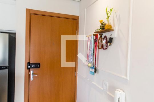 Entrada de apartamento à venda com 2 quartos, 55m² em Parque Viana, Barueri