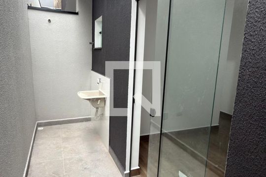 Área externa de casa à venda com 2 quartos, 88m² em Vila Curuçá, Santo André