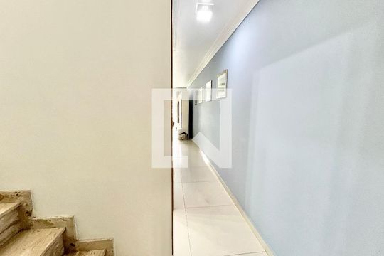 Corredor de casa à venda com 3 quartos, 120m² em Lauzane Paulista, São Paulo