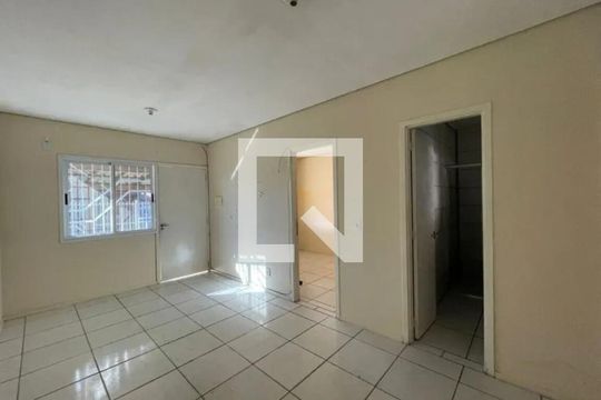 Casa para alugar com 2 quartos, 78m² em Chácara das Rosas, Cachoeirinha