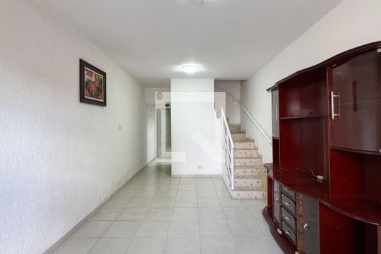 Sala de casa à venda com 2 quartos, 154m² em Alves Dias, São Bernardo do Campo