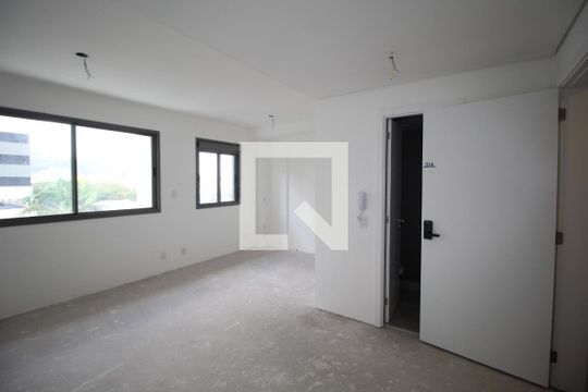 Studio de kitnet/studio à venda com 0 quarto, 29m² em Jardim do Salso, Porto Alegre