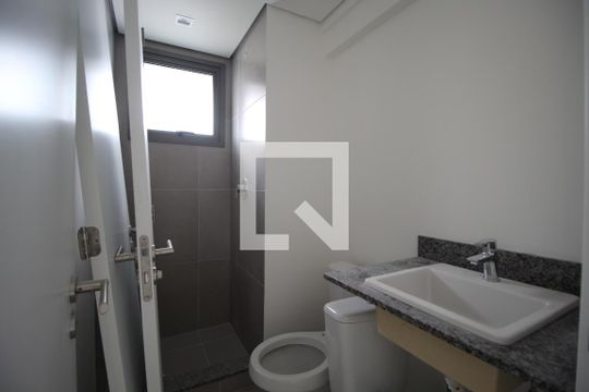 Banheiro da Suíte 1 de apartamento à venda com 1 quarto, 55m² em Jardim do Salso, Porto Alegre