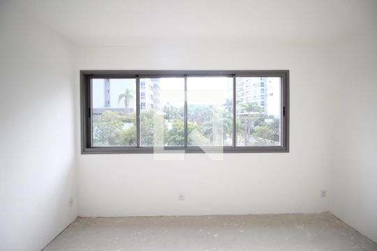 Sala de apartamento à venda com 2 quartos, 65m² em Jardim do Salso, Porto Alegre