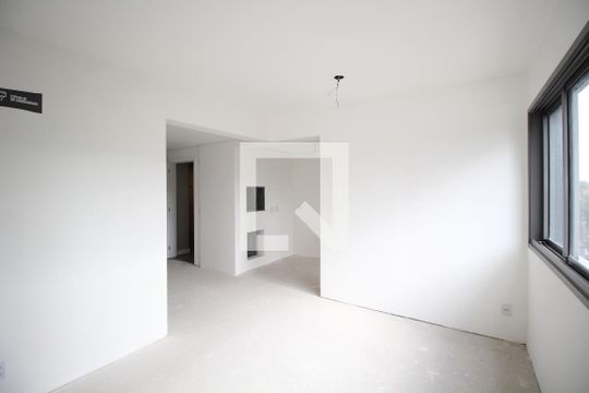 Sala de apartamento à venda com 2 quartos, 65m² em Jardim do Salso, Porto Alegre