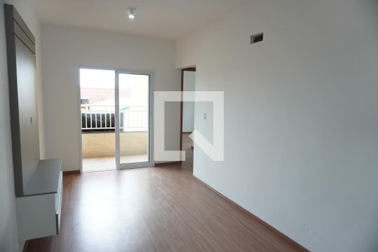 Apartamento para alugar com 2 quartos, 55m² em Balneario Salto Grande, Americana