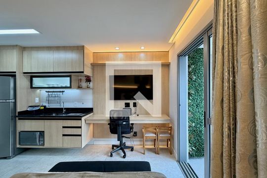 Quarto de kitnet/studio à venda com 1 quarto, 25m² em Jardim das Acacias, São Paulo