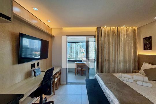 Quarto de kitnet/studio à venda com 1 quarto, 25m² em Jardim das Acacias, São Paulo