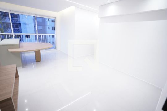 Apartamento à venda com 2 quartos, 62m² em Setor Bueno, Goiânia