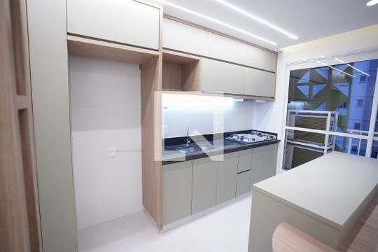 Apartamento à venda com 2 quartos, 62m² em Setor Bueno, Goiânia