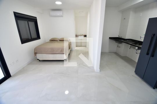 Kitnet/Studio para alugar com 1 quarto, 46m² em Centro, Campinas