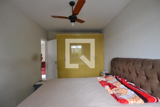 Quarto 1 de apartamento à venda com 2 quartos, 90m² em Vila Valqueire, Rio de Janeiro