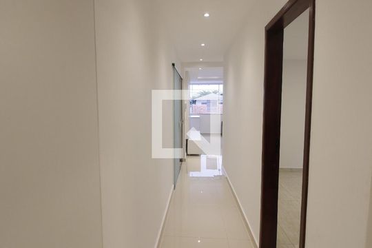 Apartamento para alugar com 2 quartos, 90m² em Foguete, Cabo Frio