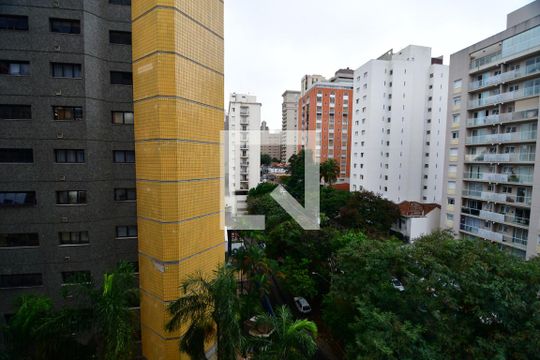 Sala 2 - Vista de apartamento para alugar com 3 quartos, 174m² em Cambuí, Campinas