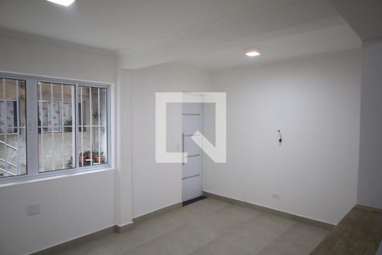 Casa para alugar com 2 quartos, 72m² em Cidade Dutra, São Paulo