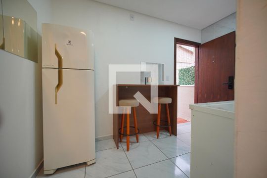 Cozinha de casa para alugar com 1 quarto, 30m² em Praia do Santinho, Florianópolis