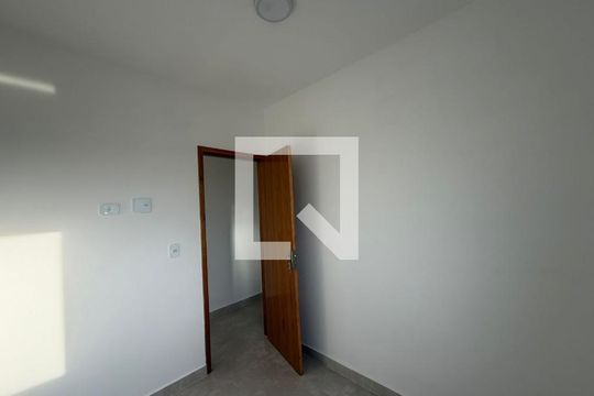 Quarto 1 de apartamento à venda com 2 quartos, 85m² em Jardim Caguassu, São Paulo