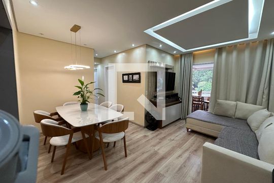 Sala de apartamento à venda com 3 quartos, 98m² em Jardim Iracema, Barueri