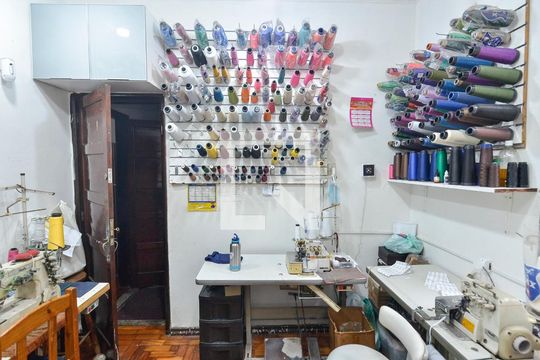Quarto 1 de casa para alugar com 4 quartos, 300m² em Rio Comprido, Rio de Janeiro