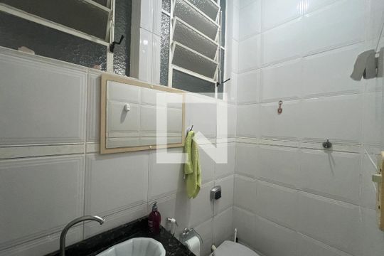 Banheiro 1 de casa à venda com 5 quartos, 571m² em Portuguesa, Rio de Janeiro