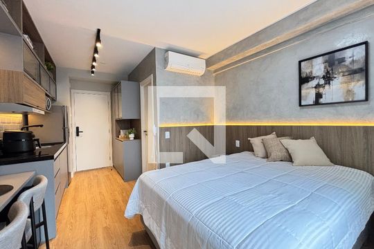 Studio de kitnet/studio à venda com 1 quarto, 24m² em Vila Olímpia, São Paulo
