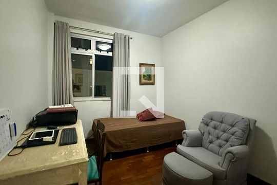 Quarto  de apartamento à venda com 3 quartos, 125m² em Gutierrez, Belo Horizonte