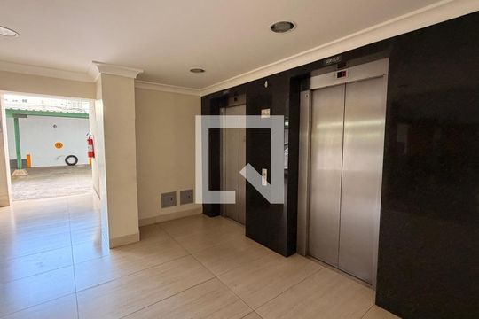 Apartamento à venda com 3 quartos, 77m² em Setor dos Afonsos, Goiânia
