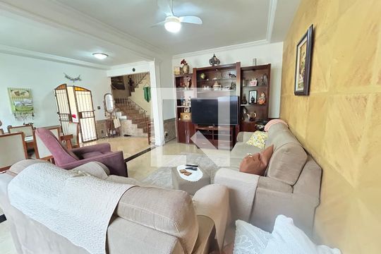 Sala 2 de casa à venda com 6 quartos, 341m² em Vila Valqueire, Rio de Janeiro