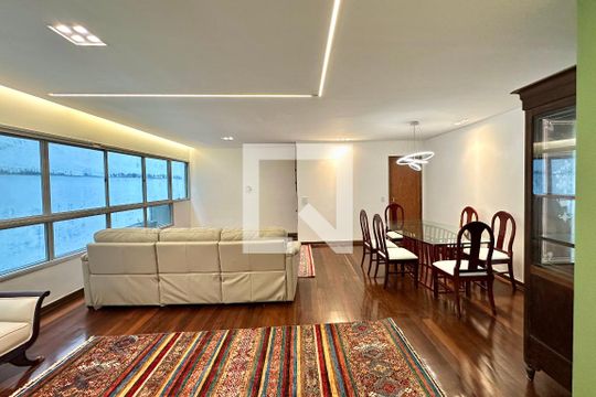 Apartamento à venda com 4 quartos, 160m² em Leblon, Rio de Janeiro