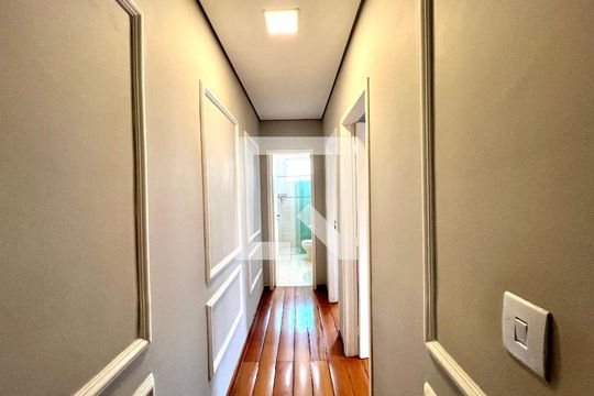 Corredor de apartamento à venda com 3 quartos, 130m² em Santa Rosa, Belo Horizonte