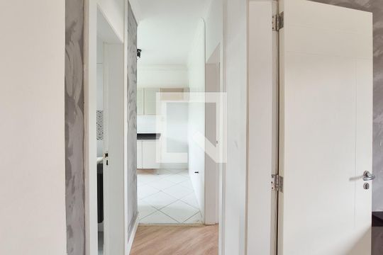 corredor de apartamento à venda com 2 quartos, 48m² em Baeta Neves, São Bernardo do Campo
