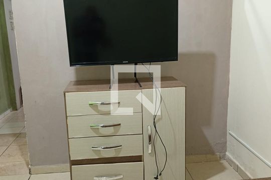 Studio de kitnet/studio para alugar com 1 quarto, 30m² em Jardim Caiçara, Cabo Frio