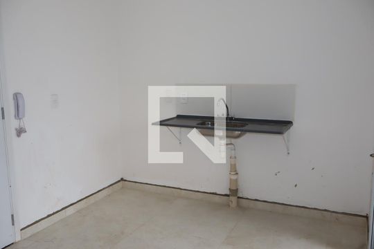 Cozinha de apartamento para alugar com 2 quartos, 41m² em Vila Independencia, São Paulo