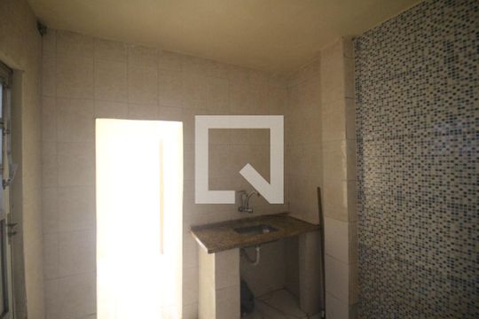 Cozinha de casa para alugar com 1 quarto, 90m² em Santos Dumont, Nilópolis