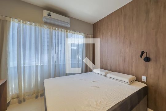 Kitnet/Studio à venda com 1 quarto, 32m² em Centro, Rio de Janeiro