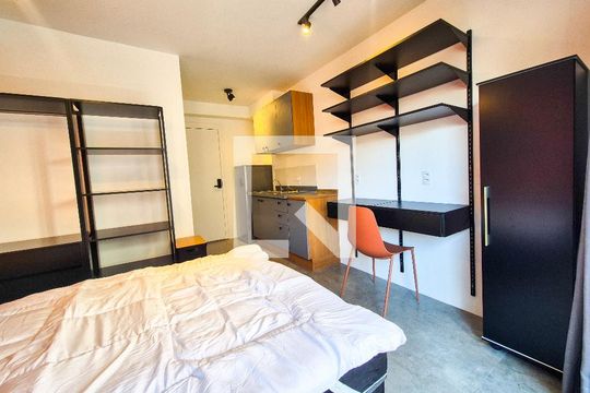 Sala/Quarto de kitnet/studio para alugar com 1 quarto, 20m² em Campos Elíseos, São Paulo