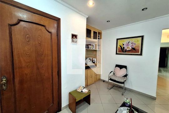 Casa à venda com 3 quartos, 117m² em Parque Peruche, São Paulo
