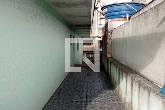 Casa à venda com 4 quartos, 127m² em Vila Clara, São Paulo