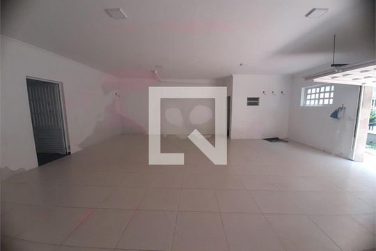 Casa à venda com 4 quartos, 400m² em Jardim Sao Bento, São Paulo