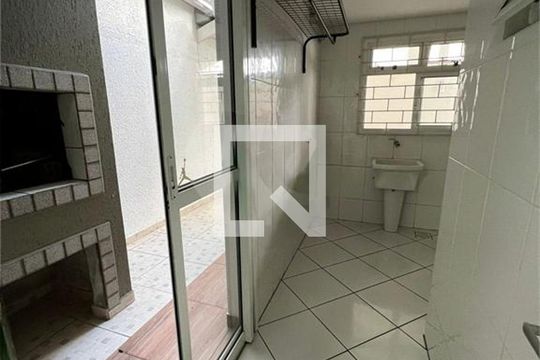 Casa à venda com 3 quartos, 127m² em Guaíra, Curitiba