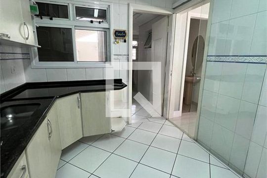 Casa à venda com 3 quartos, 127m² em Guaíra, Curitiba