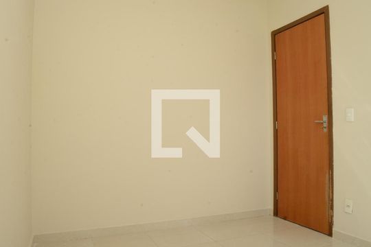 Quarto 2 de apartamento para alugar com 2 quartos, 49m² em Jardim Vitória, Belo Horizonte
